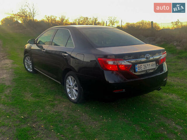 Чорний Тойота Камрі, об'ємом двигуна 2.5 л та пробігом 236 тис. км за 15200 $, фото 6 на Automoto.ua
