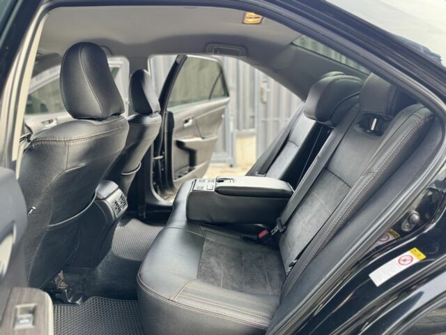 Черный Тойота Камри, объемом двигателя 2.5 л и пробегом 255 тыс. км за 13500 $, фото 14 на Automoto.ua