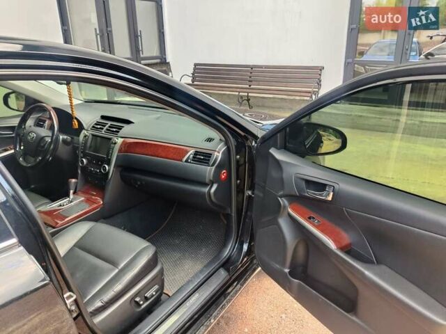 Черный Тойота Камри, объемом двигателя 3.5 л и пробегом 196 тыс. км за 13300 $, фото 4 на Automoto.ua