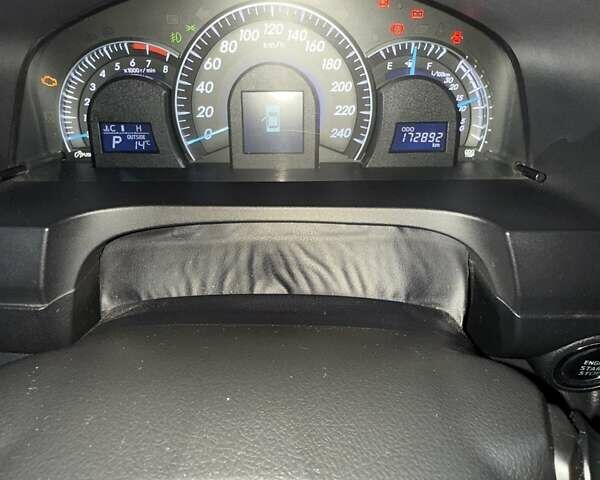 Чорний Тойота Камрі, об'ємом двигуна 2.5 л та пробігом 173 тис. км за 13000 $, фото 12 на Automoto.ua