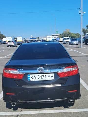 Чорний Тойота Камрі, об'ємом двигуна 2.5 л та пробігом 228 тис. км за 13600 $, фото 25 на Automoto.ua