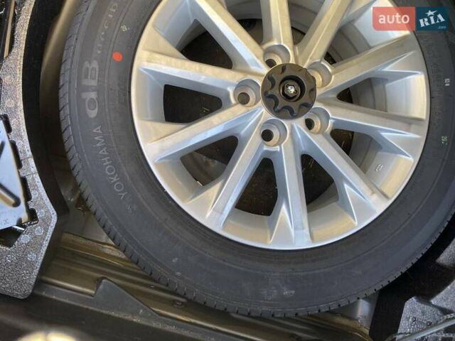 Чорний Тойота Камрі, об'ємом двигуна 2.5 л та пробігом 96 тис. км за 15500 $, фото 33 на Automoto.ua