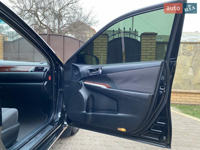 Черный Тойота Камри, объемом двигателя 2.5 л и пробегом 177 тыс. км за 14800 $, фото 36 на Automoto.ua