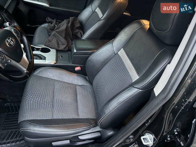 Черный Тойота Камри, объемом двигателя 2.49 л и пробегом 230 тыс. км за 13200 $, фото 23 на Automoto.ua