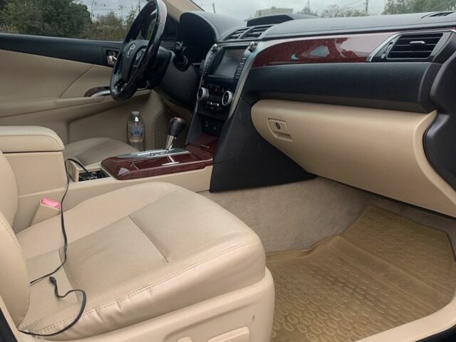 Тойота Камри 2012 в Луцке на Automoto.ua Черный Тойота Камри, объемом двигателя 3.5 л и пробегом 316 тыс. км за 13000 $, фото 4 на Automoto.ua