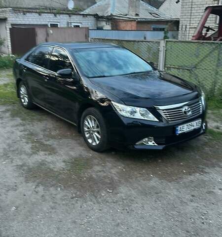 Чорний Тойота Камрі, об'ємом двигуна 2.5 л та пробігом 200 тис. км за 13500 $, фото 1 на Automoto.ua