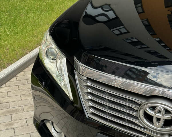 Черный Тойота Камри, объемом двигателя 2.5 л и пробегом 142 тыс. км за 13400 $, фото 11 на Automoto.ua