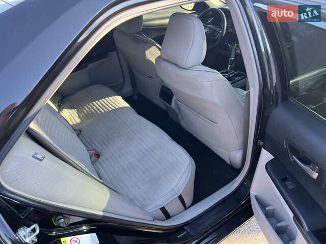 Чорний Тойота Камрі, об'ємом двигуна 2.5 л та пробігом 155 тис. км за 12000 $, фото 14 на Automoto.ua