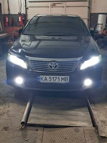 Чорний Тойота Камрі, об'ємом двигуна 2.5 л та пробігом 228 тис. км за 13600 $, фото 5 на Automoto.ua