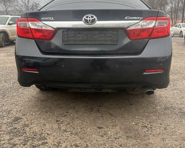 Чорний Тойота Камрі, об'ємом двигуна 0 л та пробігом 232 тис. км за 12700 $, фото 4 на Automoto.ua