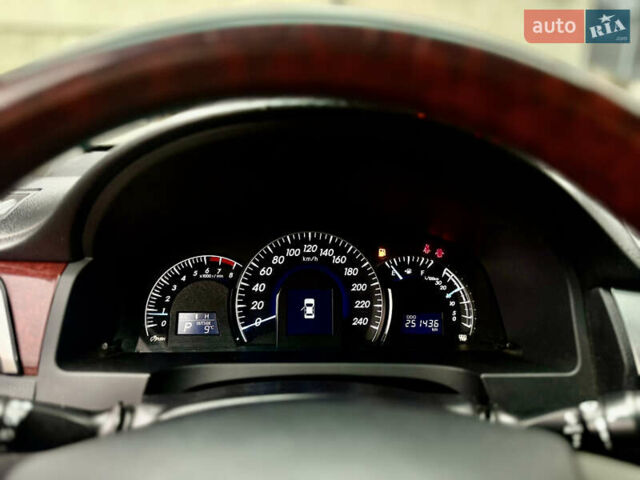 Чорний Тойота Камрі, об'ємом двигуна 2.5 л та пробігом 251 тис. км за 10999 $, фото 61 на Automoto.ua