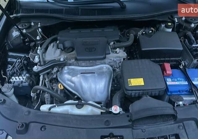 Чорний Тойота Камрі, об'ємом двигуна 2.5 л та пробігом 200 тис. км за 13500 $, фото 3 на Automoto.ua