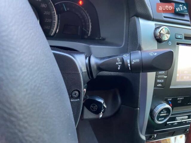 Чорний Тойота Камрі, об'ємом двигуна 2.5 л та пробігом 96 тис. км за 15500 $, фото 25 на Automoto.ua
