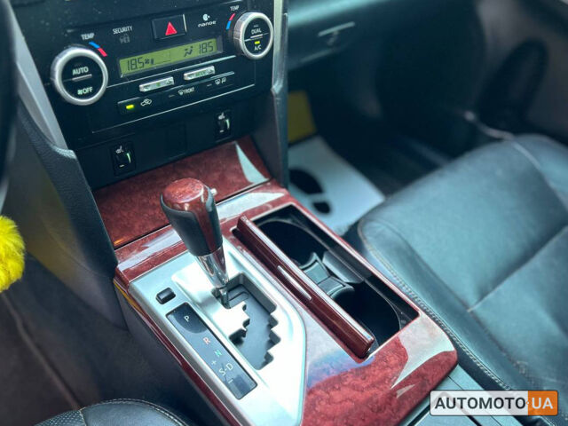 Черный Тойота Камри, объемом двигателя 2.5 л и пробегом 211 тыс. км за 12700 $, фото 15 на Automoto.ua
