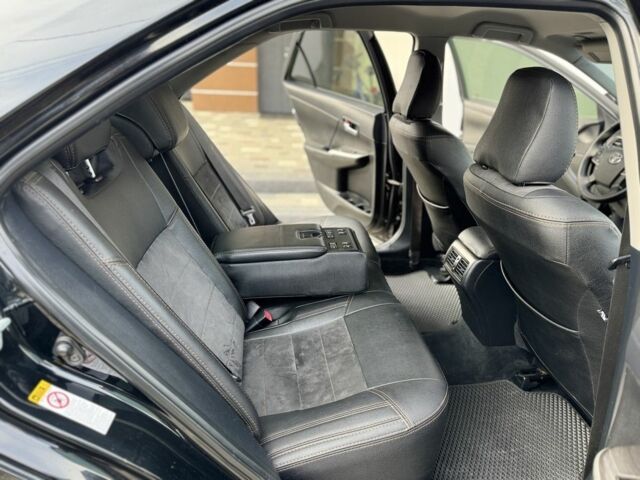 Черный Тойота Камри, объемом двигателя 2.5 л и пробегом 255 тыс. км за 13500 $, фото 18 на Automoto.ua
