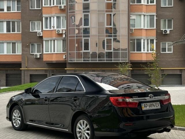 Черный Тойота Камри, объемом двигателя 2.5 л и пробегом 141 тыс. км за 13400 $, фото 4 на Automoto.ua