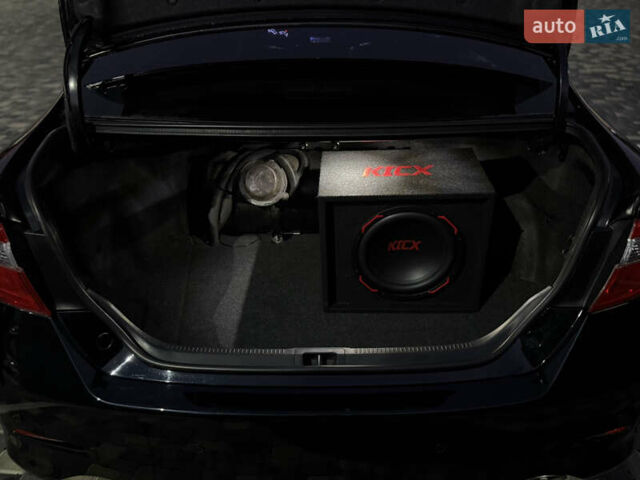 Чорний Тойота Камрі, об'ємом двигуна 2.5 л та пробігом 216 тис. км за 13000 $, фото 12 на Automoto.ua