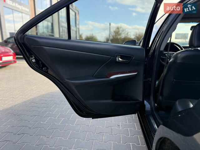 Чорний Тойота Камрі, об'ємом двигуна 2.49 л та пробігом 305 тис. км за 11800 $, фото 20 на Automoto.ua