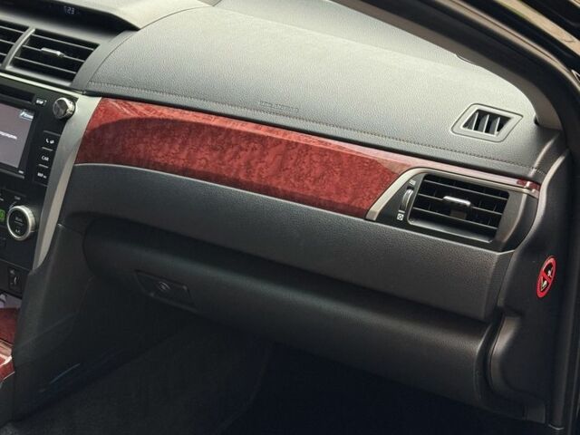 Черный Тойота Камри, объемом двигателя 2.5 л и пробегом 141 тыс. км за 13400 $, фото 17 на Automoto.ua