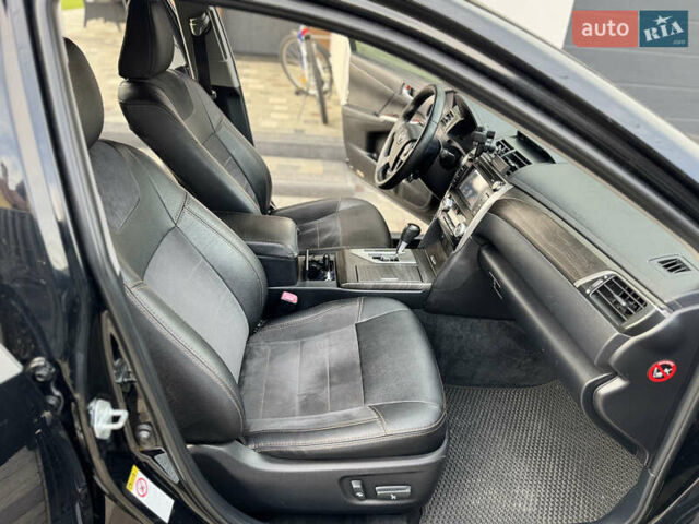 Черный Тойота Камри, объемом двигателя 2.5 л и пробегом 255 тыс. км за 13500 $, фото 29 на Automoto.ua