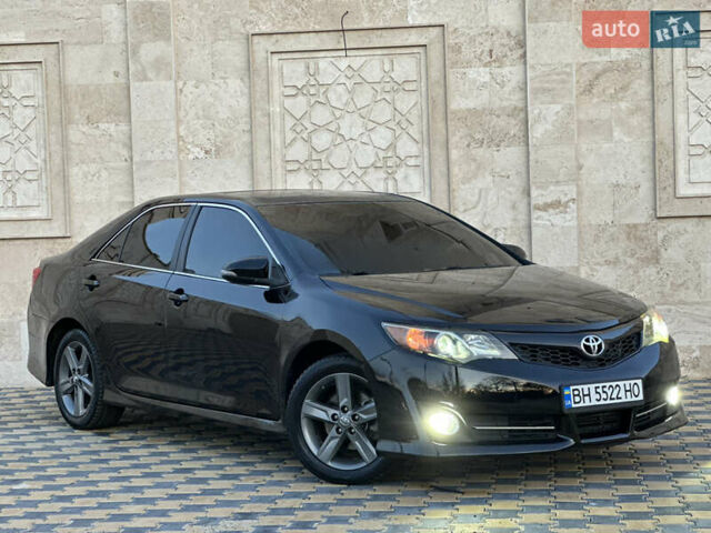 Черный Тойота Камри, объемом двигателя 2.5 л и пробегом 215 тыс. км за 11950 $, фото 16 на Automoto.ua