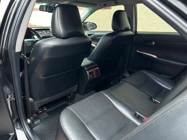 Чорний Тойота Камрі, об'ємом двигуна 2.5 л та пробігом 215 тис. км за 14000 $, фото 14 на Automoto.ua