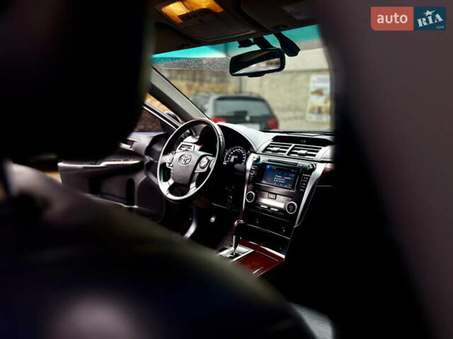 Чорний Тойота Камрі, об'ємом двигуна 2.5 л та пробігом 251 тис. км за 10999 $, фото 48 на Automoto.ua