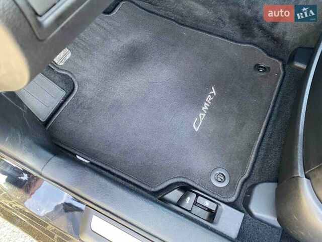 Чорний Тойота Камрі, об'ємом двигуна 2.5 л та пробігом 96 тис. км за 15500 $, фото 29 на Automoto.ua