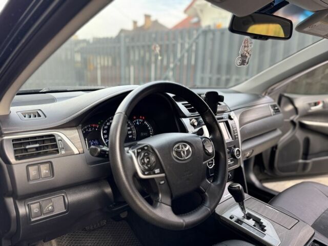 Черный Тойота Камри, объемом двигателя 2.5 л и пробегом 255 тыс. км за 13500 $, фото 13 на Automoto.ua