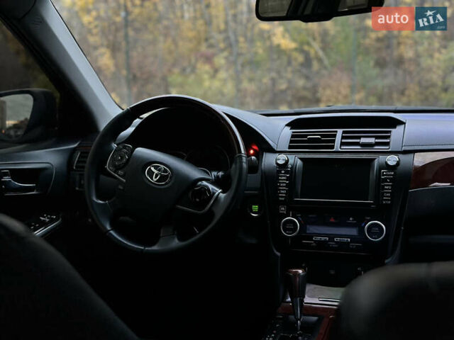 Тойота Камри 2012 в Киеве на Automoto.ua Черный Тойота Камри, объемом двигателя 3.46 л и пробегом 259 тыс. км за 12600 $, фото 11 на Automoto.ua