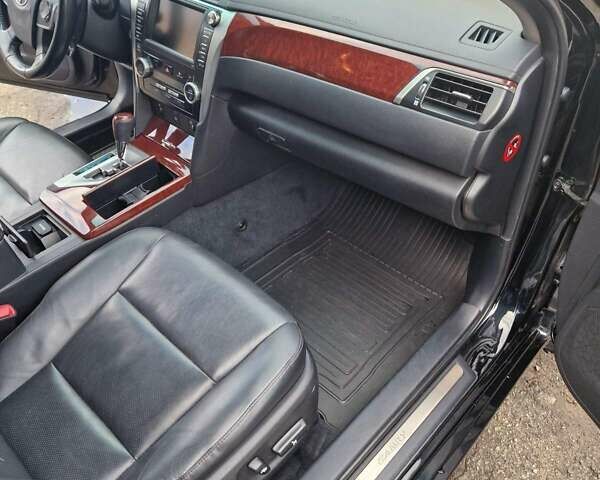 Черный Тойота Камри, объемом двигателя 0 л и пробегом 218 тыс. км за 17800 $, фото 6 на Automoto.ua