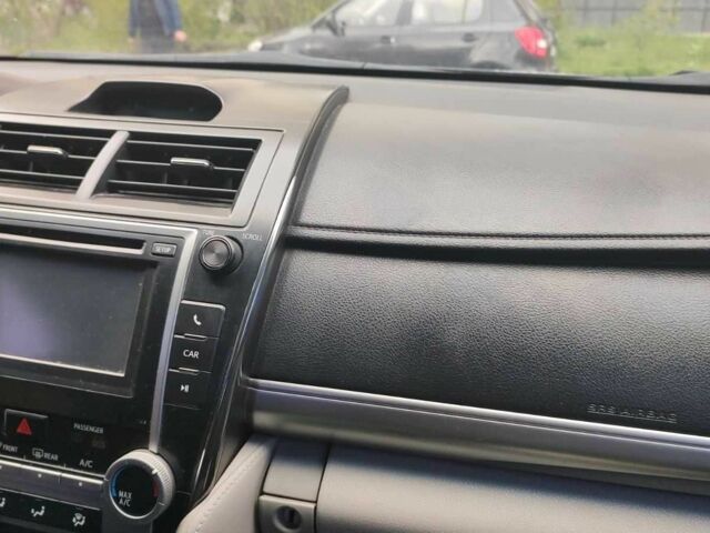 Черный Тойота Камри, объемом двигателя 2.5 л и пробегом 290 тыс. км за 9500 $, фото 3 на Automoto.ua