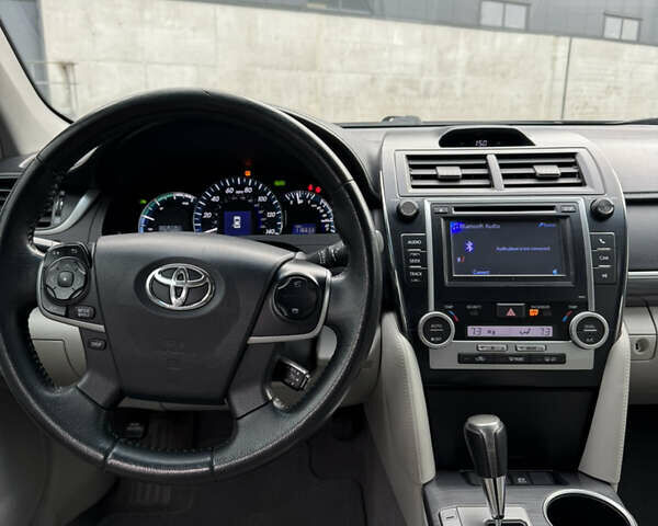 Черный Тойота Камри, объемом двигателя 2.49 л и пробегом 187 тыс. км за 11999 $, фото 20 на Automoto.ua