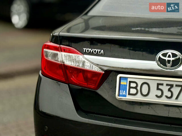 Чорний Тойота Камрі, об'ємом двигуна 2.5 л та пробігом 251 тис. км за 10999 $, фото 35 на Automoto.ua