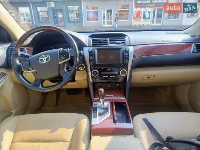 Чорний Тойота Камрі, об'ємом двигуна 3.5 л та пробігом 313 тис. км за 13500 $, фото 17 на Automoto.ua