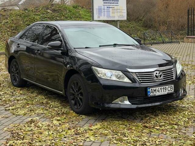 Черный Тойота Камри, объемом двигателя 2.36 л и пробегом 231 тыс. км за 9900 $, фото 2 на Automoto.ua