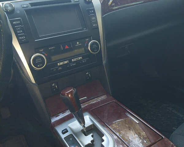 Тойота Камри 2012 в Днепре (Днепропетровске) на Automoto.ua Черный Тойота Камри, объемом двигателя 2.49 л и пробегом 285 тыс. км за 13500 $, фото 1 на Automoto.ua