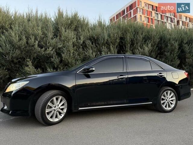 Черный Тойота Камри, объемом двигателя 2.49 л и пробегом 186 тыс. км за 13700 $, фото 7 на Automoto.ua
