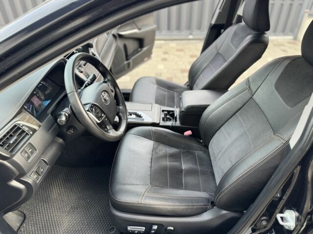 Черный Тойота Камри, объемом двигателя 2.5 л и пробегом 255 тыс. км за 13500 $, фото 12 на Automoto.ua