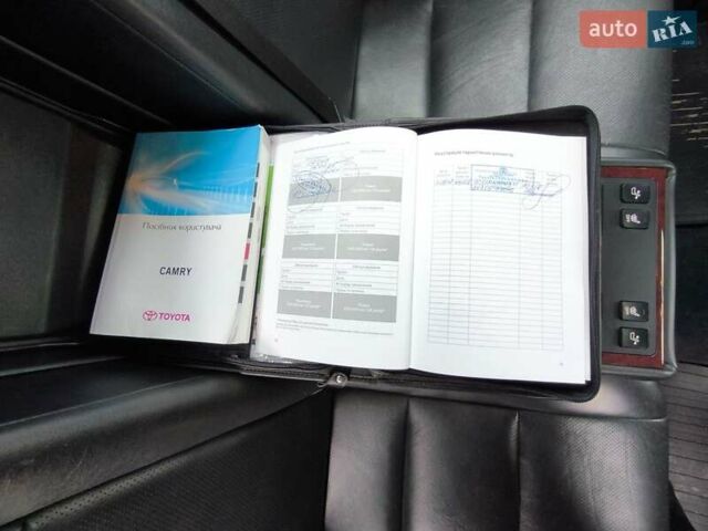 Черный Тойота Камри, объемом двигателя 2.5 л и пробегом 205 тыс. км за 14300 $, фото 8 на Automoto.ua