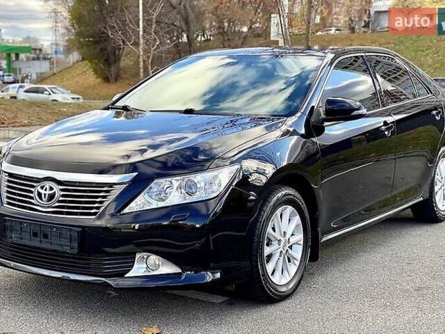 Чорний Тойота Камрі, об'ємом двигуна 2.5 л та пробігом 181 тис. км за 13100 $, фото 7 на Automoto.ua