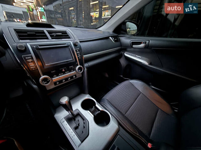 Черный Тойота Камри, объемом двигателя 2.49 л и пробегом 230 тыс. км за 13200 $, фото 15 на Automoto.ua