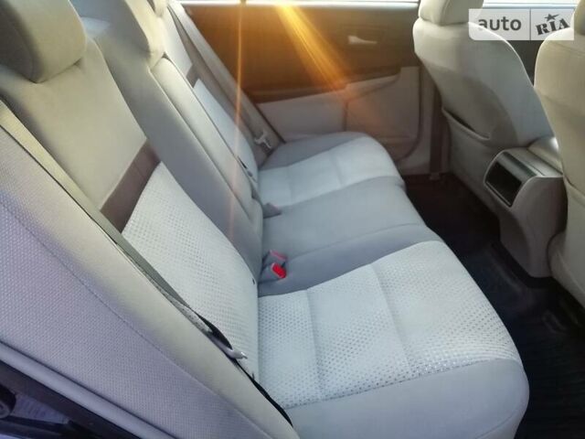 Чорний Тойота Камрі, об'ємом двигуна 2.5 л та пробігом 189 тис. км за 11500 $, фото 11 на Automoto.ua