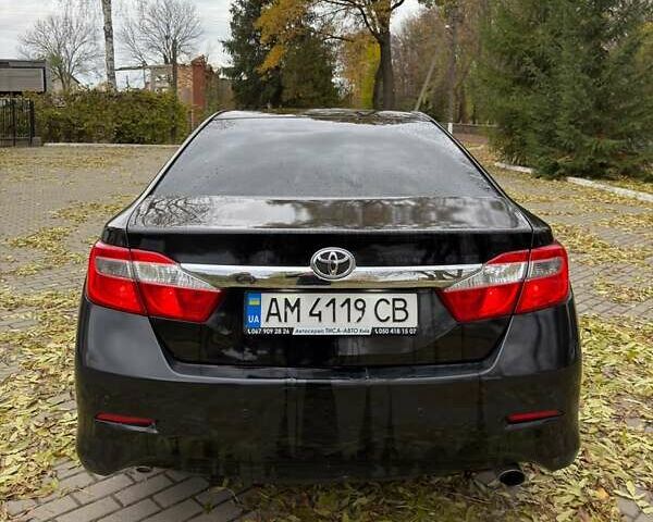 Черный Тойота Камри, объемом двигателя 2.36 л и пробегом 231 тыс. км за 9900 $, фото 7 на Automoto.ua