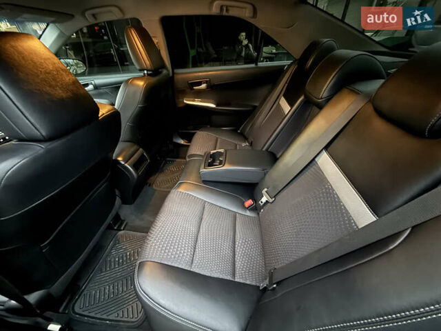 Черный Тойота Камри, объемом двигателя 2.49 л и пробегом 230 тыс. км за 13200 $, фото 21 на Automoto.ua