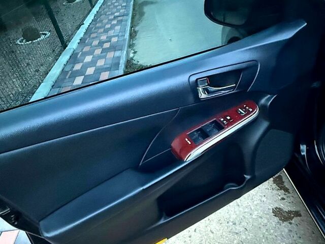 Черный Тойота Камри, объемом двигателя 2.5 л и пробегом 173 тыс. км за 14550 $, фото 2 на Automoto.ua