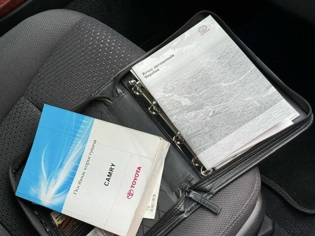 Черный Тойота Камри, объемом двигателя 2.5 л и пробегом 141 тыс. км за 13400 $, фото 18 на Automoto.ua