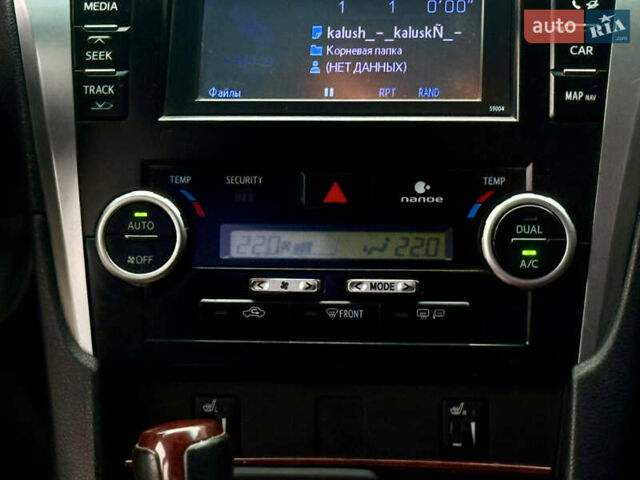 Чорний Тойота Камрі, об'ємом двигуна 2.5 л та пробігом 251 тис. км за 10999 $, фото 53 на Automoto.ua