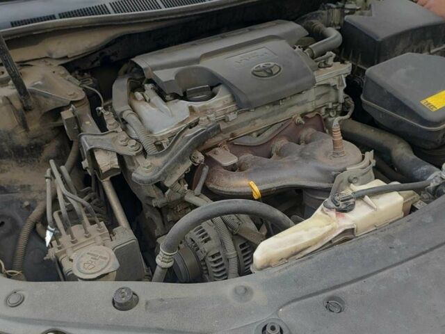 Черный Тойота Камри, объемом двигателя 2.5 л и пробегом 290 тыс. км за 9500 $, фото 8 на Automoto.ua