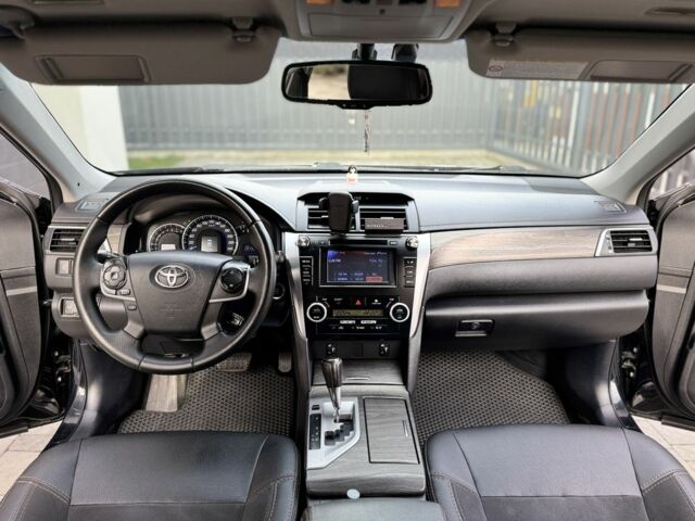 Черный Тойота Камри, объемом двигателя 2.5 л и пробегом 255 тыс. км за 13500 $, фото 15 на Automoto.ua